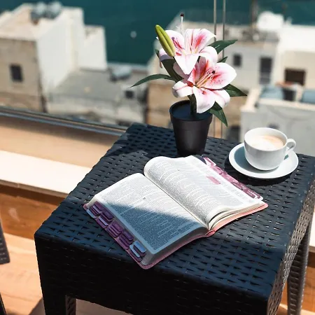 Luxury Panoramic Penthouse W Jacuzzi & Sea View アパート マルサスカーラ