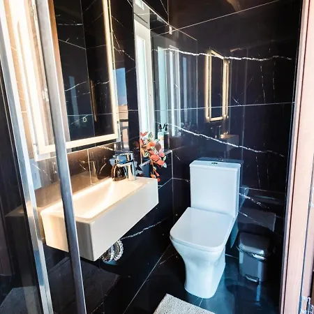アパート Luxury Panoramic Penthouse W Jacuzzi & Sea View